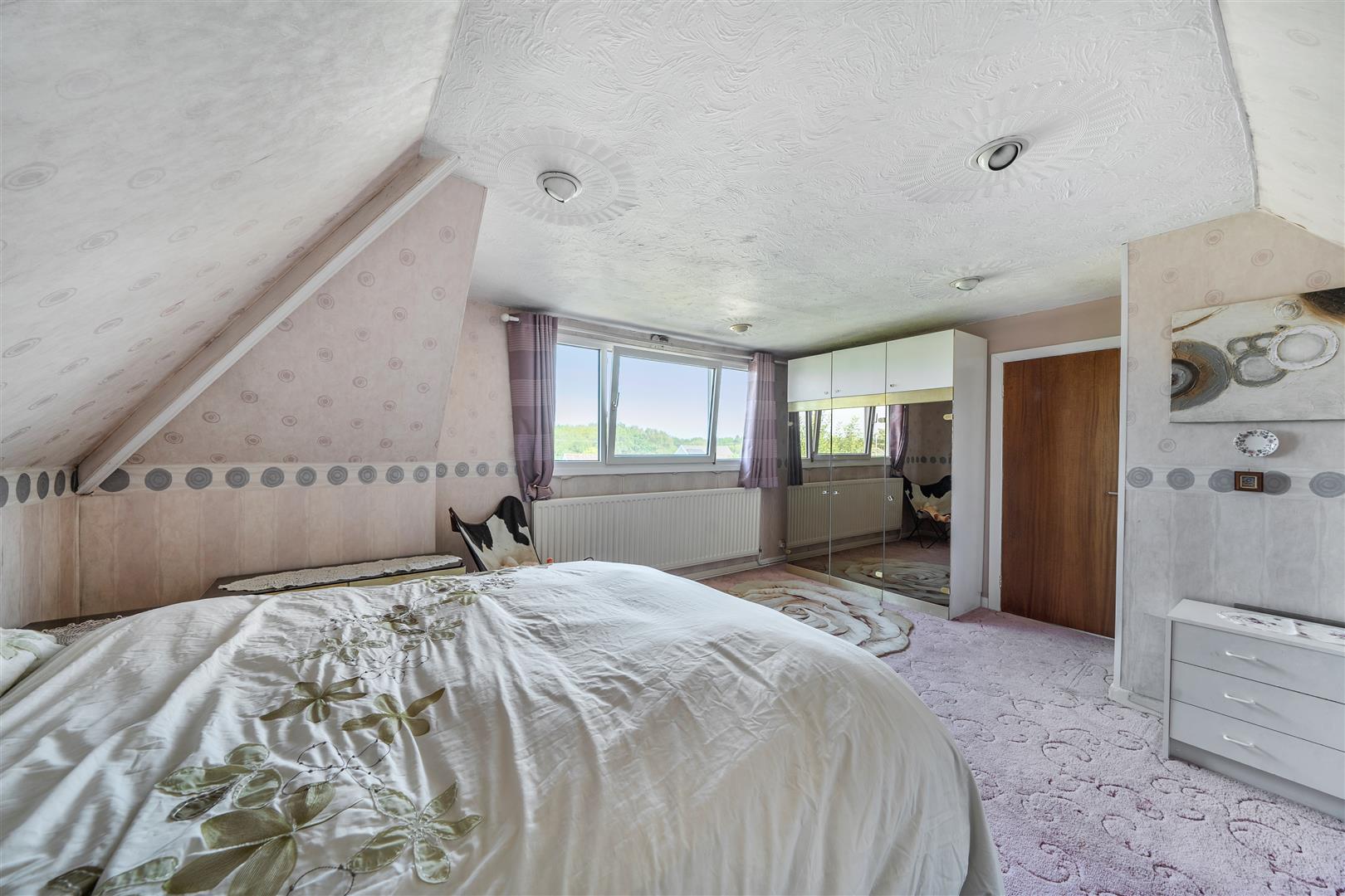 Bryn Road, Waunarlwydd, Swansea, SA5 4RA